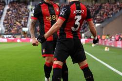 lol战绩查询-包含伯恩茅斯主场遭利兹联逆转，未能守住领先优势的词条