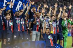 lol官网-包含巴黎圣日耳曼球员获得个人荣誉,球队士气高涨的词条