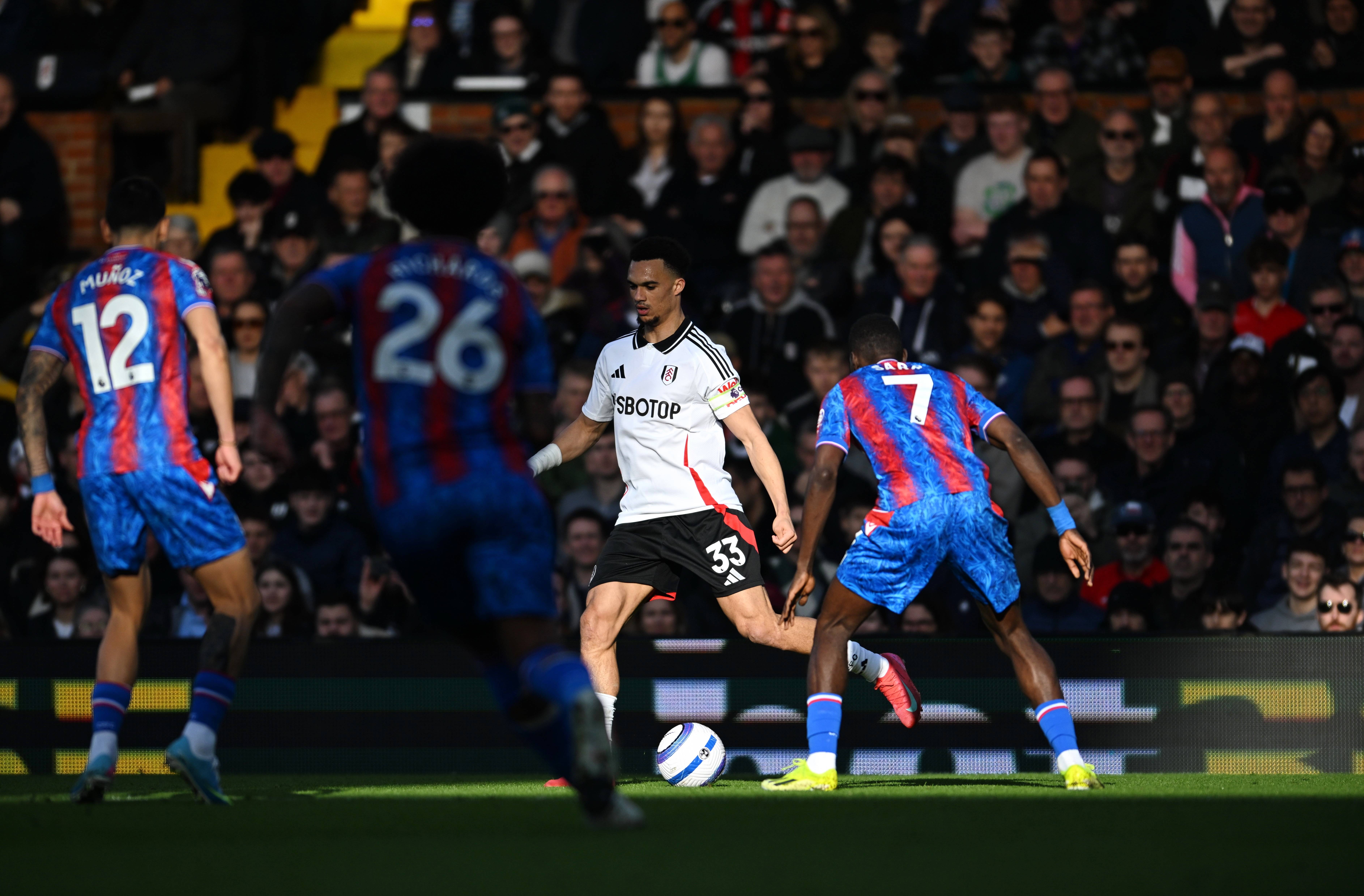 水晶宫大胜富勒姆,球队士气大振 水晶宫大胜富勒姆,球队士气大振