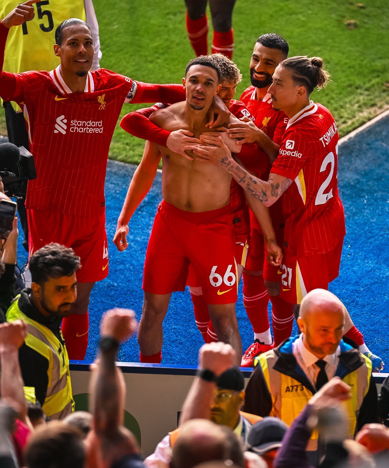 乌拉圭横扫利物浦，托尼扛起全队